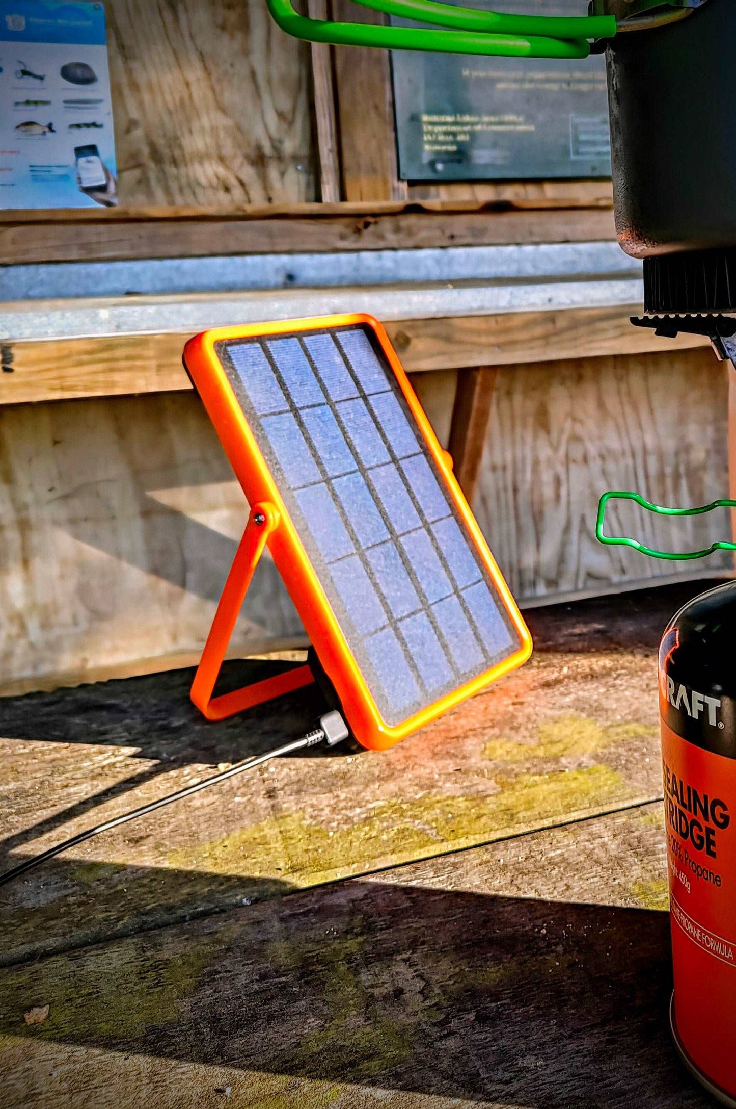 Torch - Large Solar panel, outdoor light & Power bank